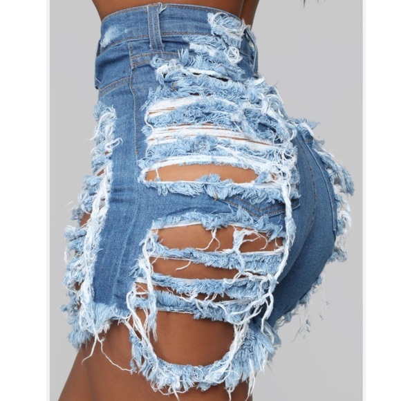 ❌SOLD❌Fashion Nova ripped shorts - Picture 1 of 3